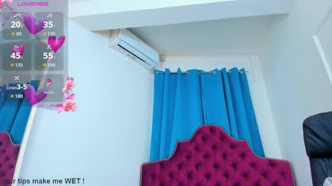 nina dee online show from December 16, 6:20 am