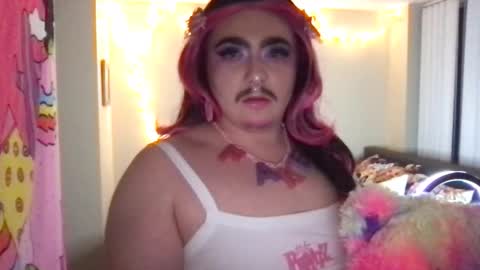 nipplelessalien online show from April 5, 4:20 am