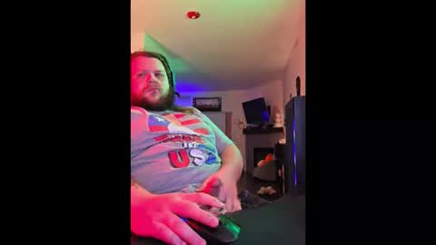 HungStepSon online show from November 9, 2:53 pm