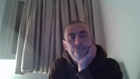 nirevess online show from March 9, 7:59 pm