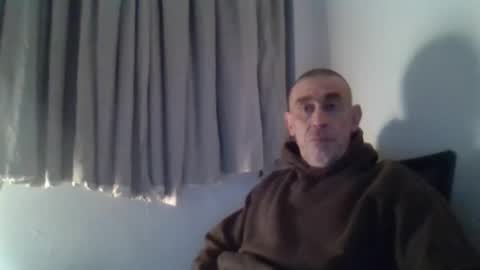 nirevess online show from January 31, 6:25 pm