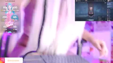 Snapshot of nixy_sama chatting on October 26, 11:37 pm Nixy Sama online show from October 26, 11:37 pm