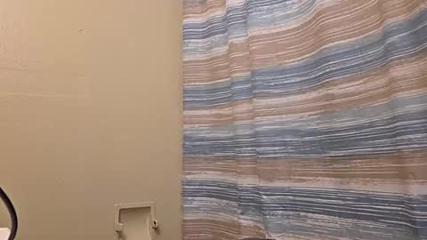 niyo1996 online show from March 4, 5:43 pm