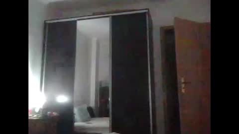 Snapshot of nmcandeias chatting on October 11, 12:37 am Nuno online show from October 11, 12:37 am