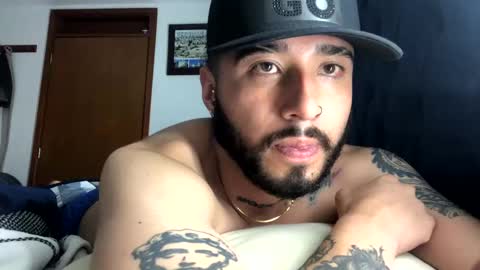 noa_bonucci online show from February 19, 3:17 am