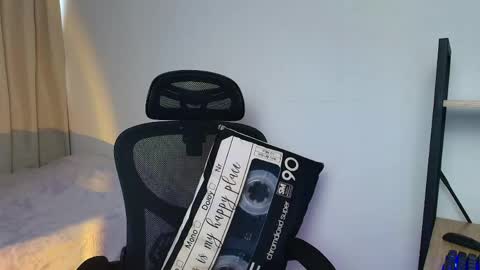 Noa  online show from April 29, 5:30 pm