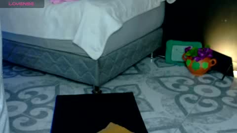 Noah  online show from April 19, 3:18 am