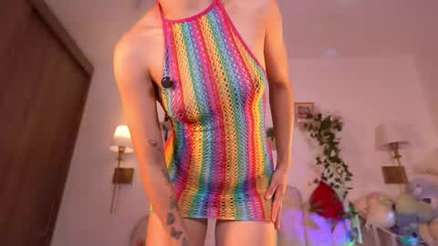 noah__23 online show from February 5, 12:47 am