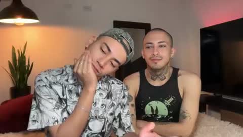 noah_and_steven online show from July 28, 2:13 pm