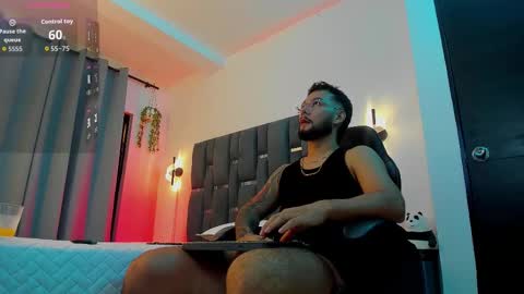 NOAH online show from November 28, 2:08 am