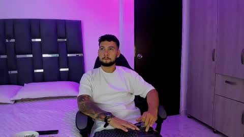 NOAH online show from November 9, 2:04 am