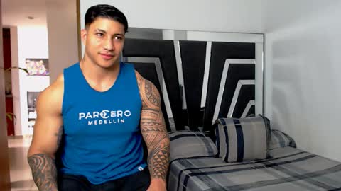 Noah Harris01 online show from October 23, 5:25 pm