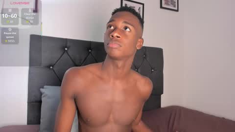 noah_johes online show from February 1, 2:41 am