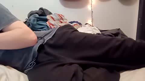 Noah Wesley online show from March 6, 2:09 am