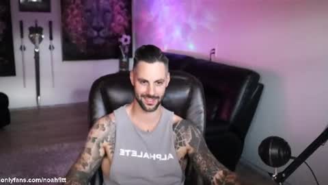Noah Fitt online show from July 14, 2:38 am