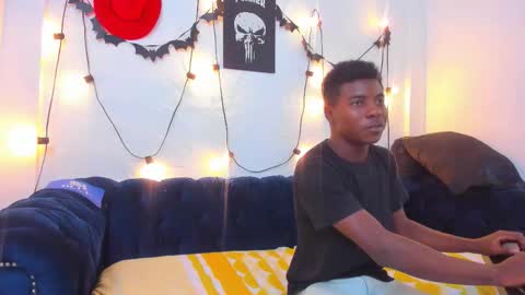 noah online show from November 22, 7:01 pm