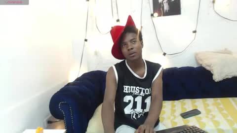 noah online show from April 22, 12:01 pm