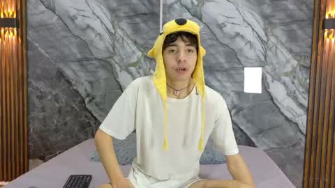    online show from May 16, 11:09 am