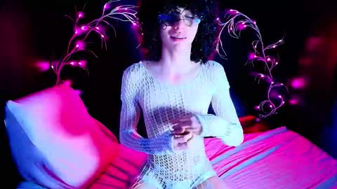 Noah Xtar online show from October 20, 2:22 pm