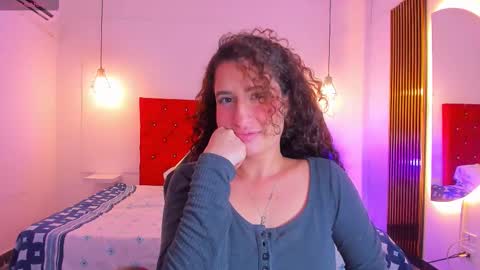 NOA MALAK online show from February 4, 8:02 pm