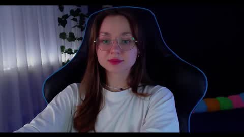 Sun or Luna online show from March 4, 9:11 pm