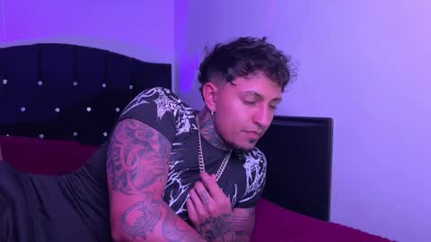 Jean Y Isa online show from February 27, 4:27 am