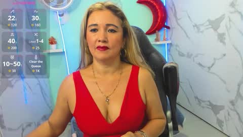 noelia_milfs online show from December 4, 2:44 am