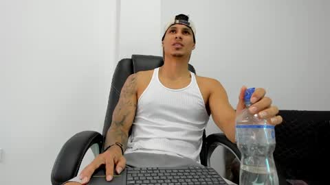 nohanhunter online show from April 26, 2:15 pm