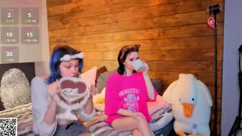 Nora Failure online show from June 26, 5:57 am