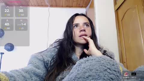 Snapshot of noreen_ chatting on October 24, 3:46 pm noreen_ online show from October 24, 3:46 pm