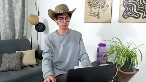 Norehg online show from October 31, 8:26 am