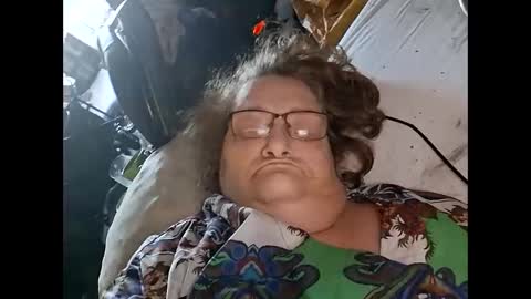 Normajeen777 online show from October 3, 1:15 am