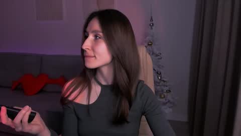 Hazel online show from February 16, 10:10 pm