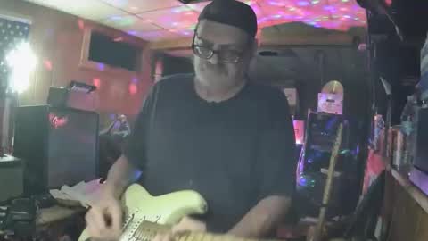 notflamingfart online show from April 10, 1:44 am