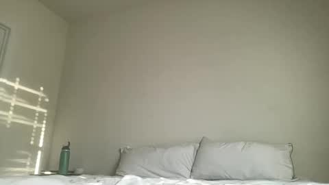 nellyxoxo online show from December 4, 9:47 pm