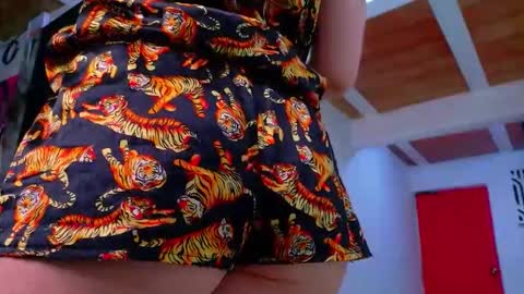 Nova kitty tx online show from April 21, 3:02 am