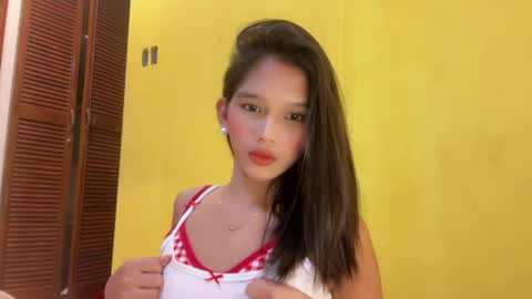 nova_licious online show from May 24, 7:20 pm