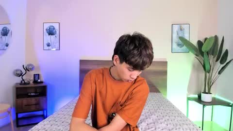 NovayBrian online show from November 27, 5:04 am