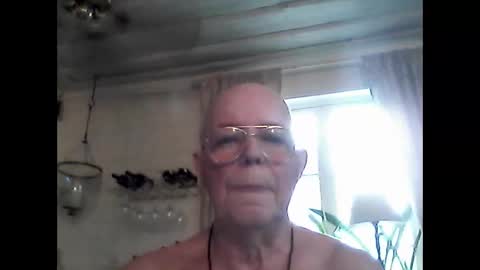 Haky online show from April 2, 3:19 pm