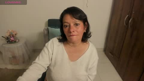 nuit_rose online show from March 29, 3:08 am