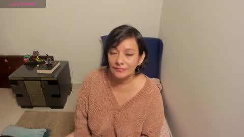 nuit_rose online show from October 23, 2:57 am