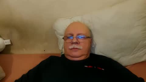 nukiss online show from November 2, 8:42 pm