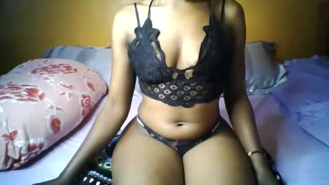 nukshypipi online show from May 26, 8:20 am