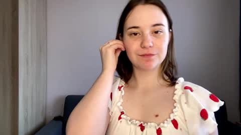 Odelina online show from April 12, 7:23 am