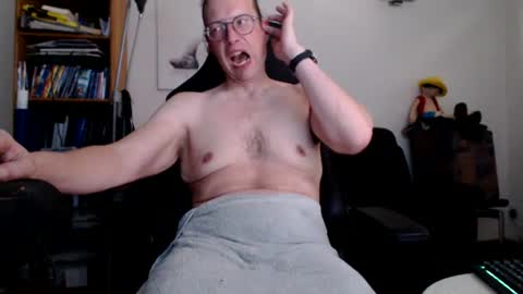 nursefan online show from June 26, 11:48 am