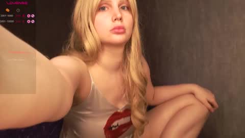 WEELCOMEEEEEEEEEE online show from March 12, 11:08 pm