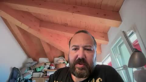 Snapshot of nutelloso79 chatting on October 27, 7:08 am Nutelloso online show from October 27, 7:08 am