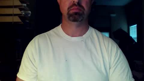 nvrenuff1979 online show from January 11, 1:28 pm