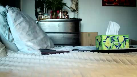 KN online show from March 3, 7:07 pm