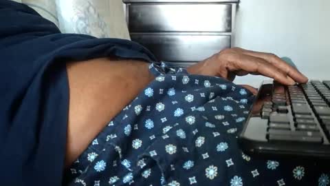 KN online show from November 8, 11:19 pm